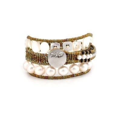 Ziio's Evoloution Bracelet in White Pearl