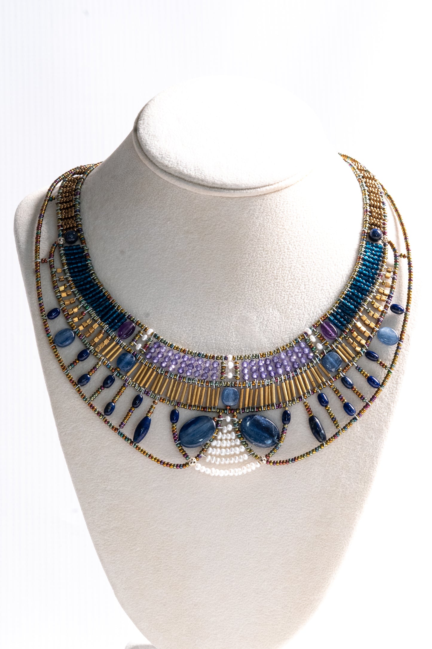 Ziio’s Doree Necklace in Blue Kyanite & Amethyst