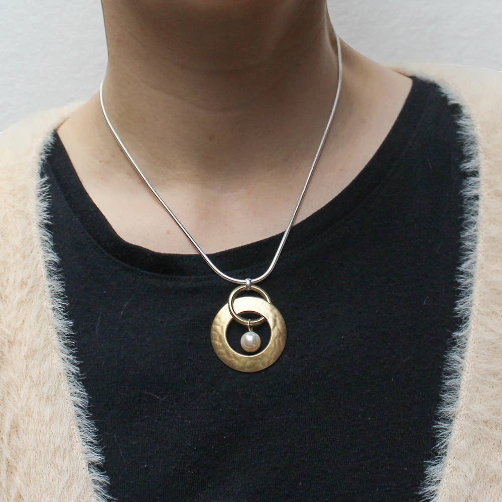 Interlocking Rings with Hanging Pearl Necklace