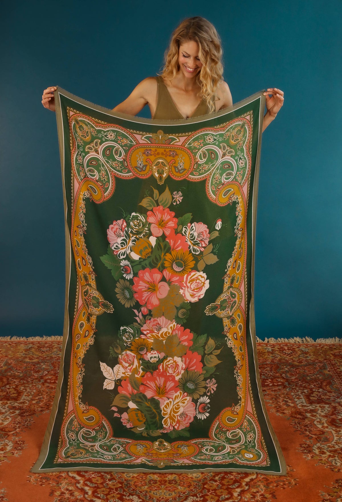 Print Folk Art Floral Scarf