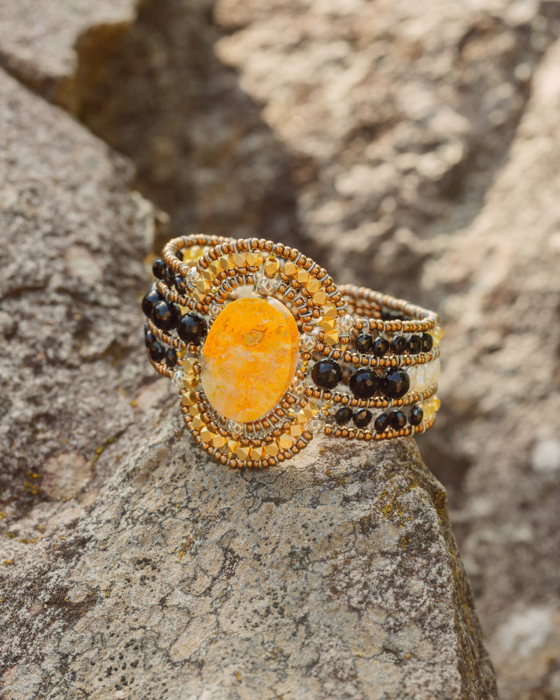 Arkanis Oval Bumblebee Bracelet
