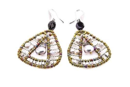 Ziio's Aton Drop Earring in White Pearl & Labradorite