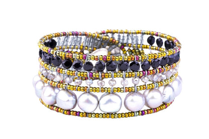 Ziio's small Grey Pearl & Black Onyx Bracelet