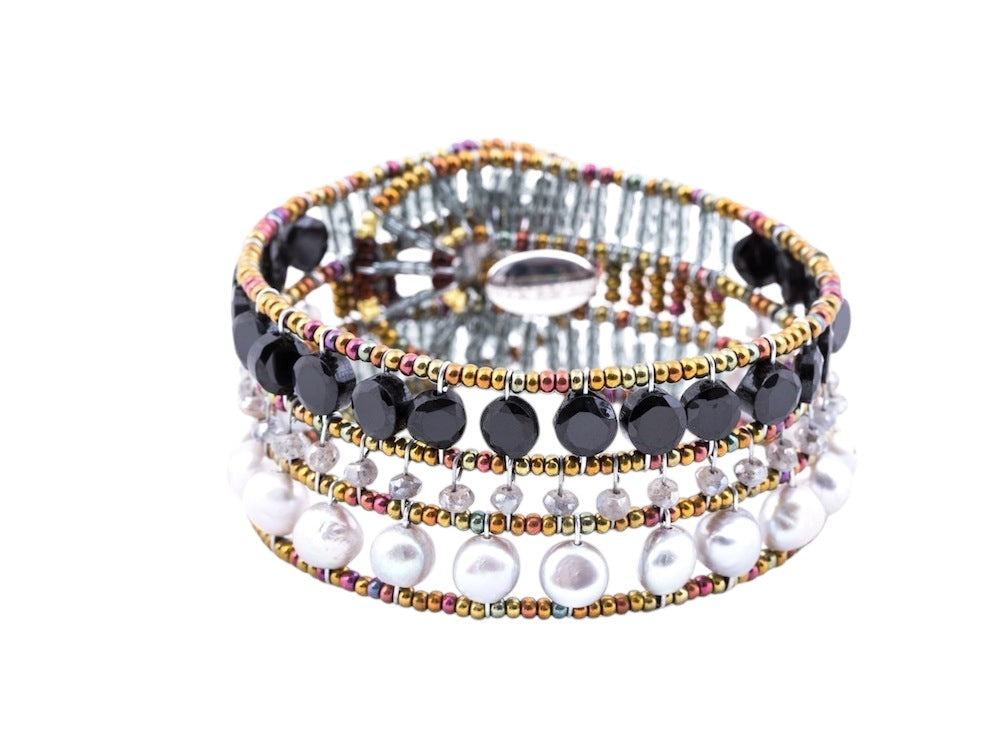 Ziio's small Grey Pearl & Black Onyx Bracelet view 2