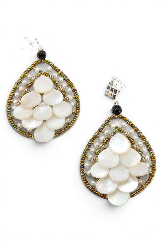 Ziio's Chandelier Mermaid Earrings in White Pearl