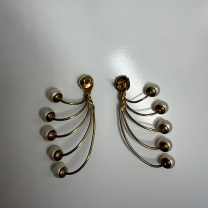 Trebor Style gold-tone fan-style earrings featuring five cascading cream faux pearls in a vintage-inspired design.